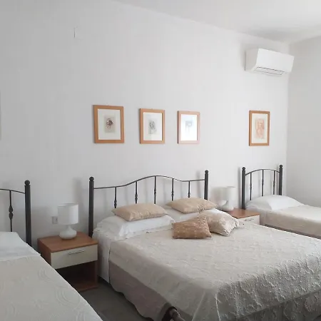Hotel Roma Sleep & Food *