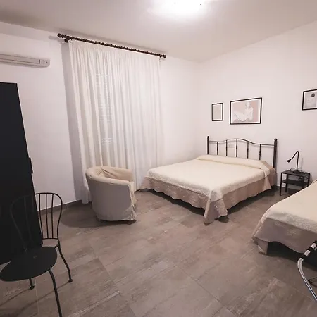 Hotel Ristorante Roma *
