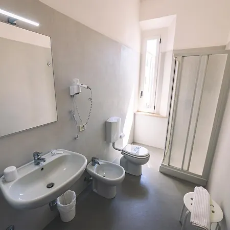 Hotel Ristorante Roma *