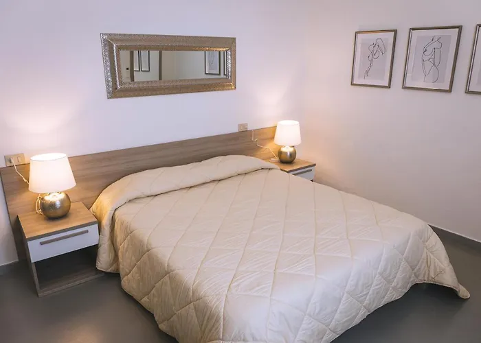 Hotell Roma Sleep & Food Donoratico
