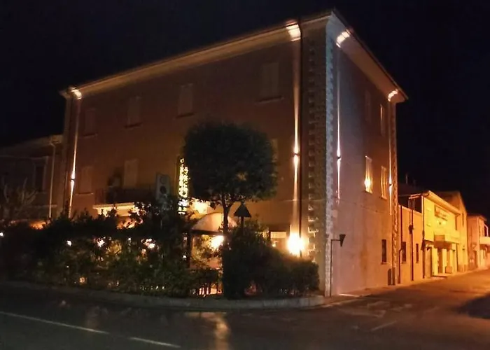 Roma Sleep & Food Hotell